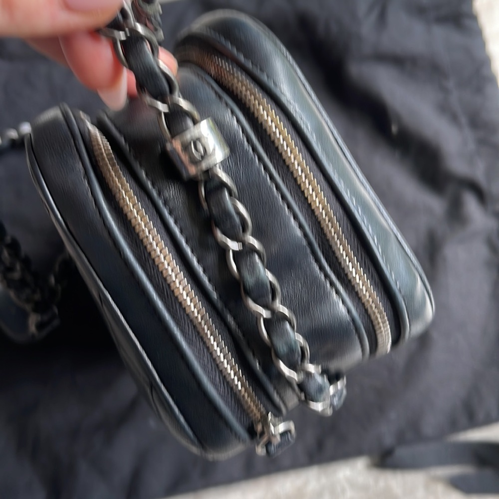 Chanel camera case - Picture 6 of 13